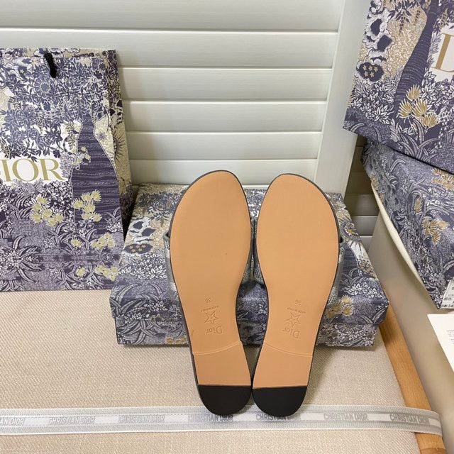 Women's MDS3 Slippers shoes 35-42 With box - product image from the listing.