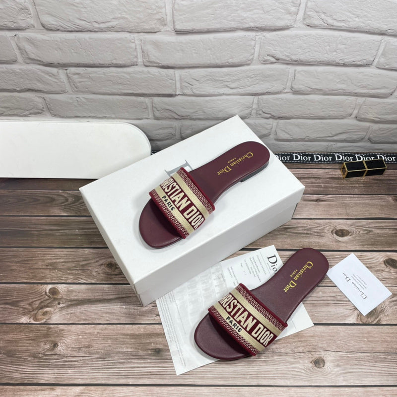 Women's MJDS12 shoes 35-42 slippers with all packaging - product image from the listing.