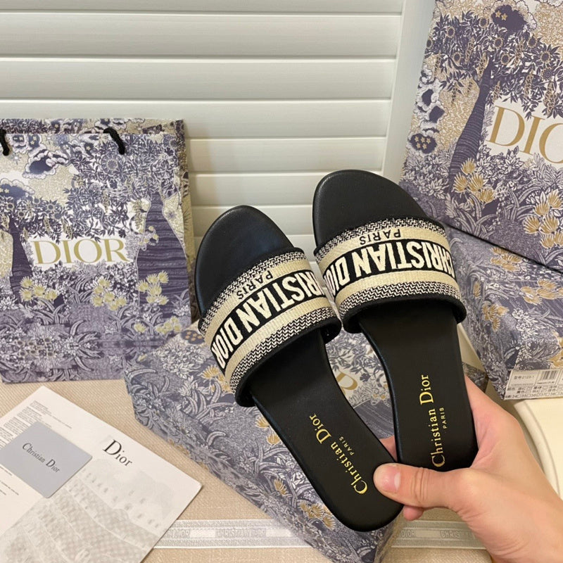 Women's MDS3 Slippers shoes 35-42 With box - product image from the listing.