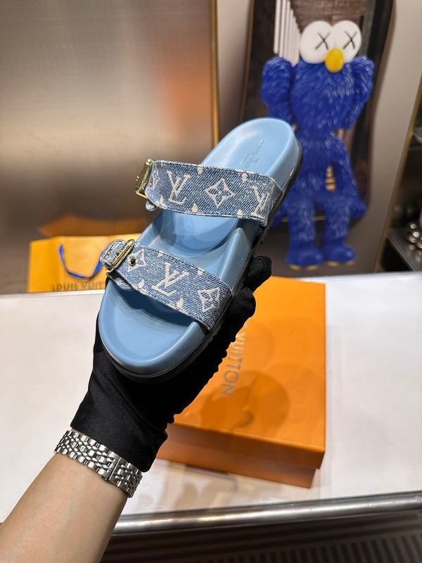 Women's MLS4 Slippers And Man shoes 35-45 With box - product image from the listing.