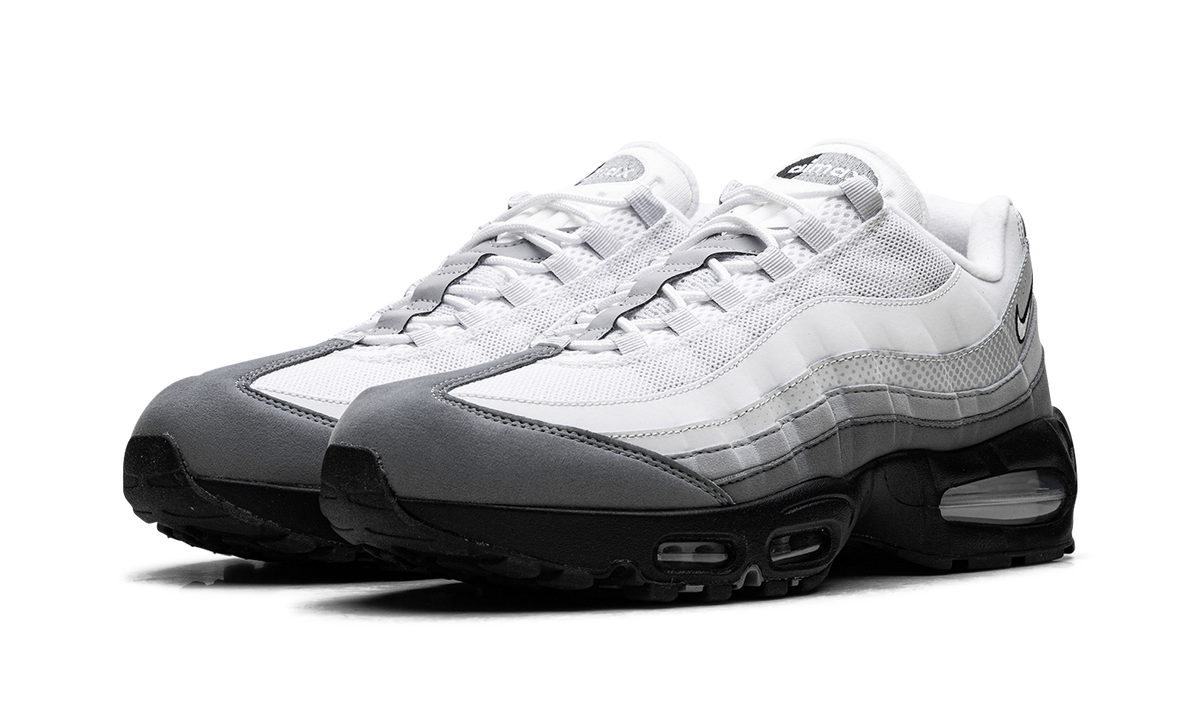 "Big Bubble Pure Platinum Wolf Grey" Air Max 95 IV5767 003 - product image from the listing.