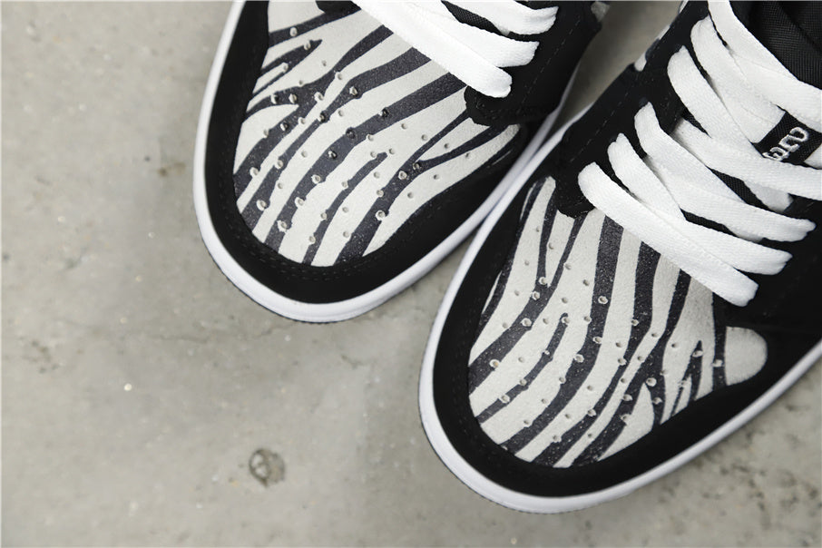 Jordan Zebra-Print Trainers 553560-057 - product image from the listing.