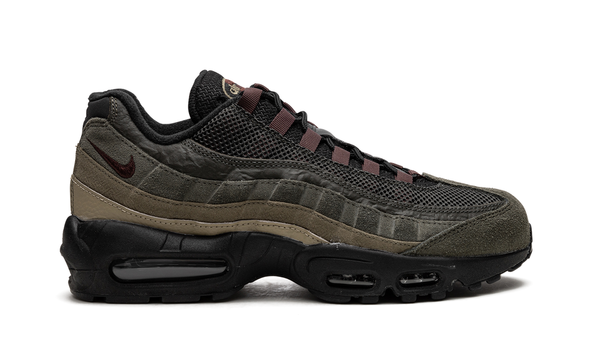 "Black Earth" Air Max 95 FD0652 001 - product image from the listing.