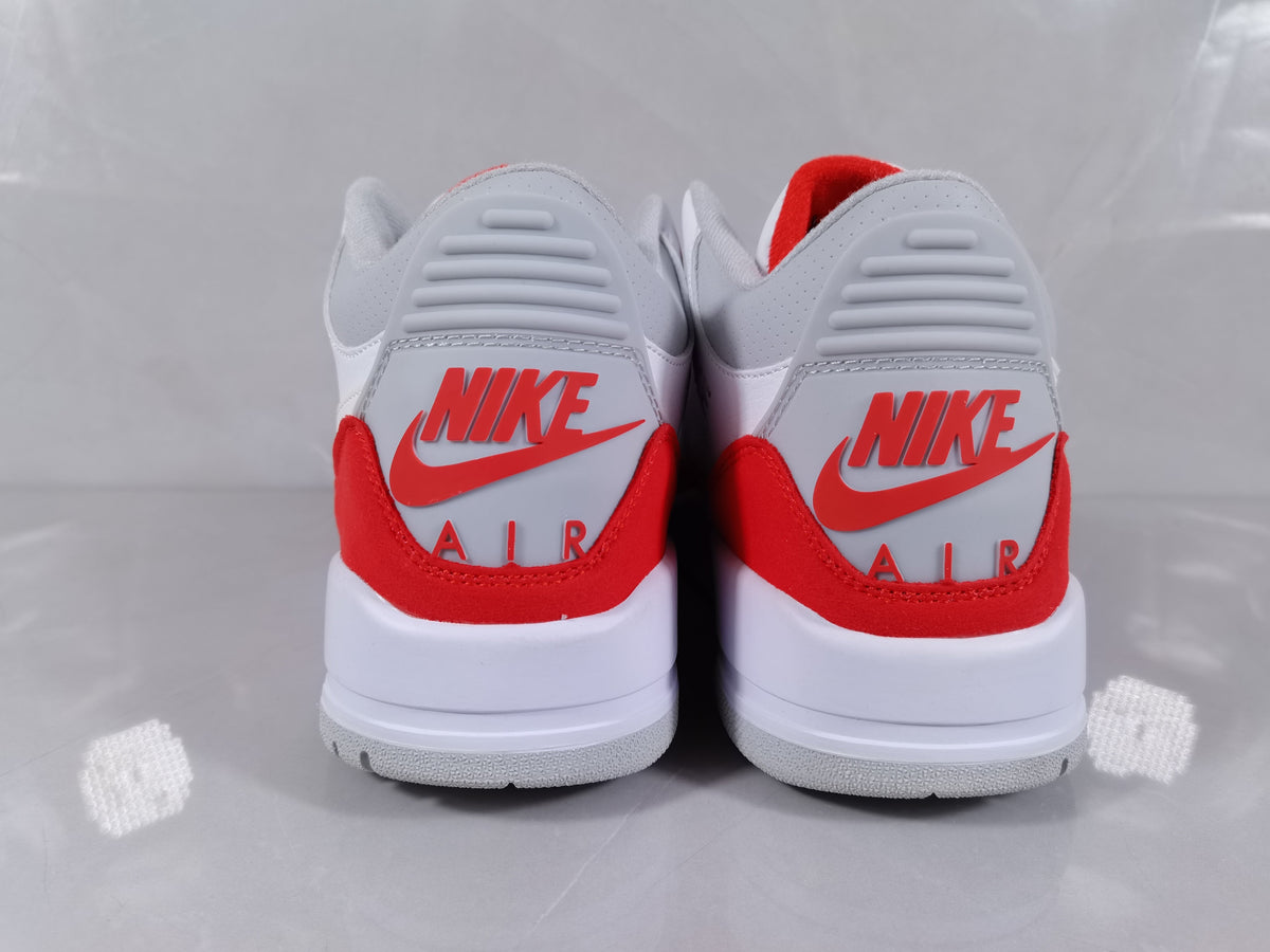 Air Jordan 3 Retro White Red Sneakers - product image from the listing.