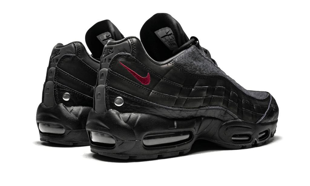 "Jacket Pack" Air Max 95 NRG AT6146 001 - product image from the listing.