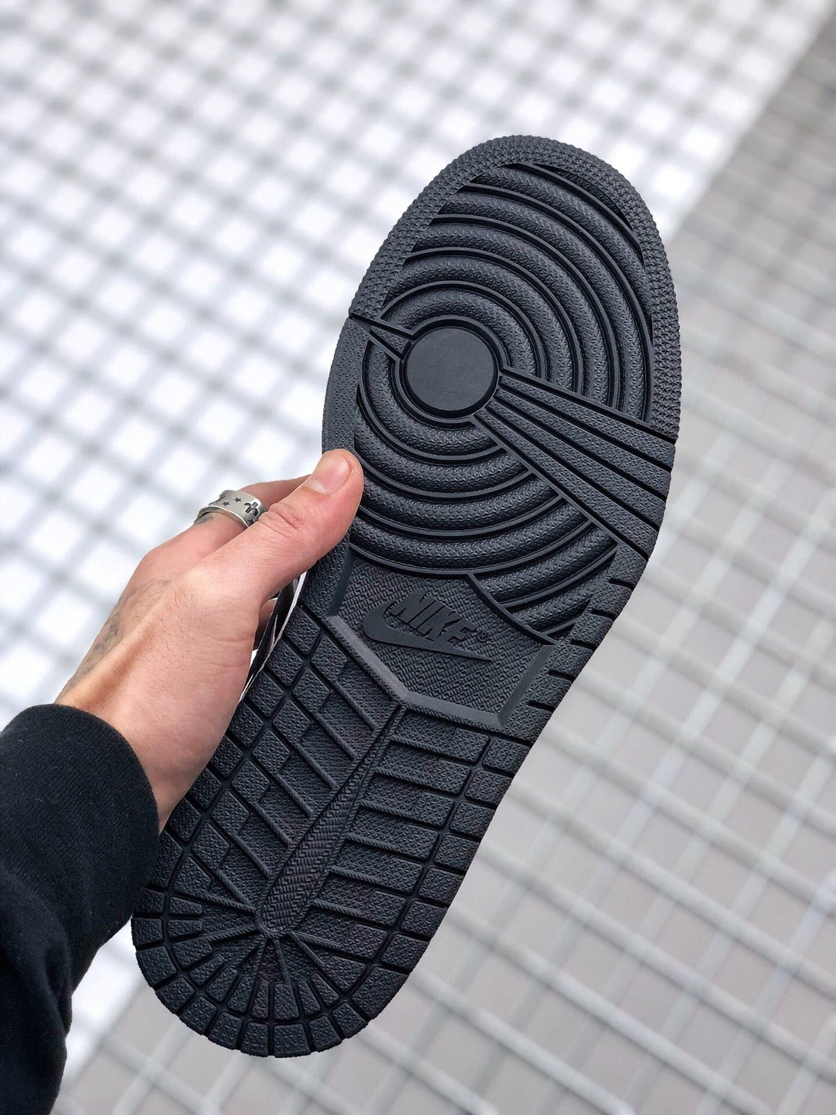 Air Jordan 1 High Gold Toe Sneakers in Black and Gold - product image from the listing.