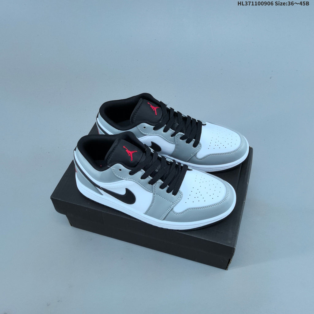 Sneakers, White and Color-Accent Styles - Nike Air Jordan 1 Low - product image from the listing.