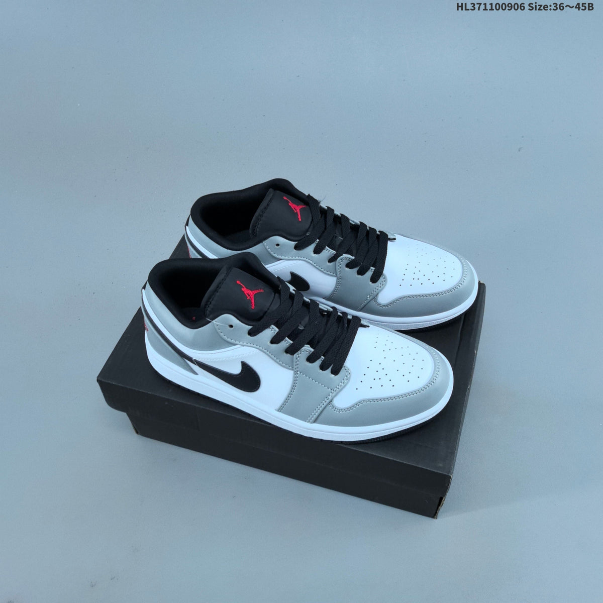 Sneakers, White and Color-Accent Styles - Nike Air Jordan 1 Low - product image from the listing.