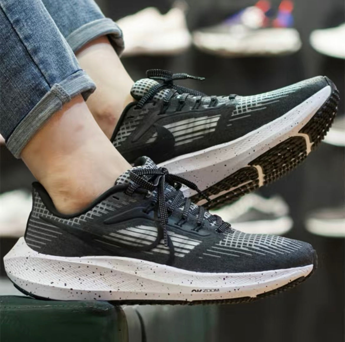 Nike Air Zoom Pegasus 39 in Black White Grey DH4072-005 - product image from the listing.