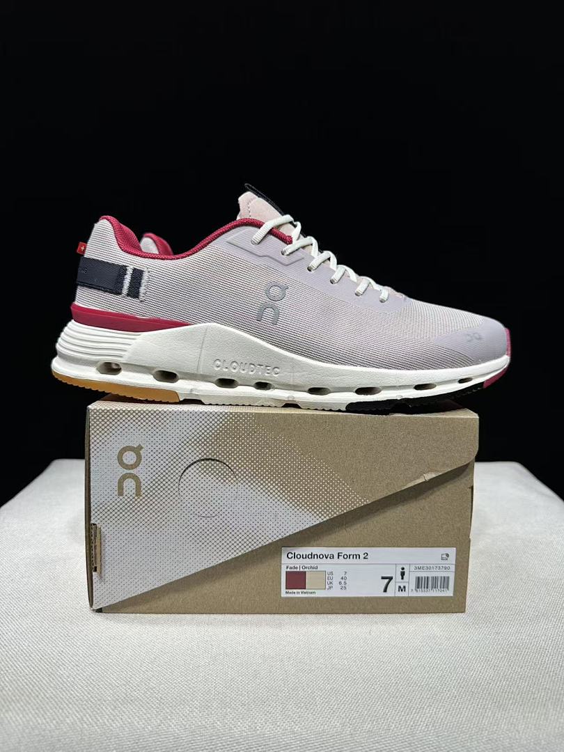 On Cloudnova Form 2 Trainers in Fade Orchid - product image from the listing.