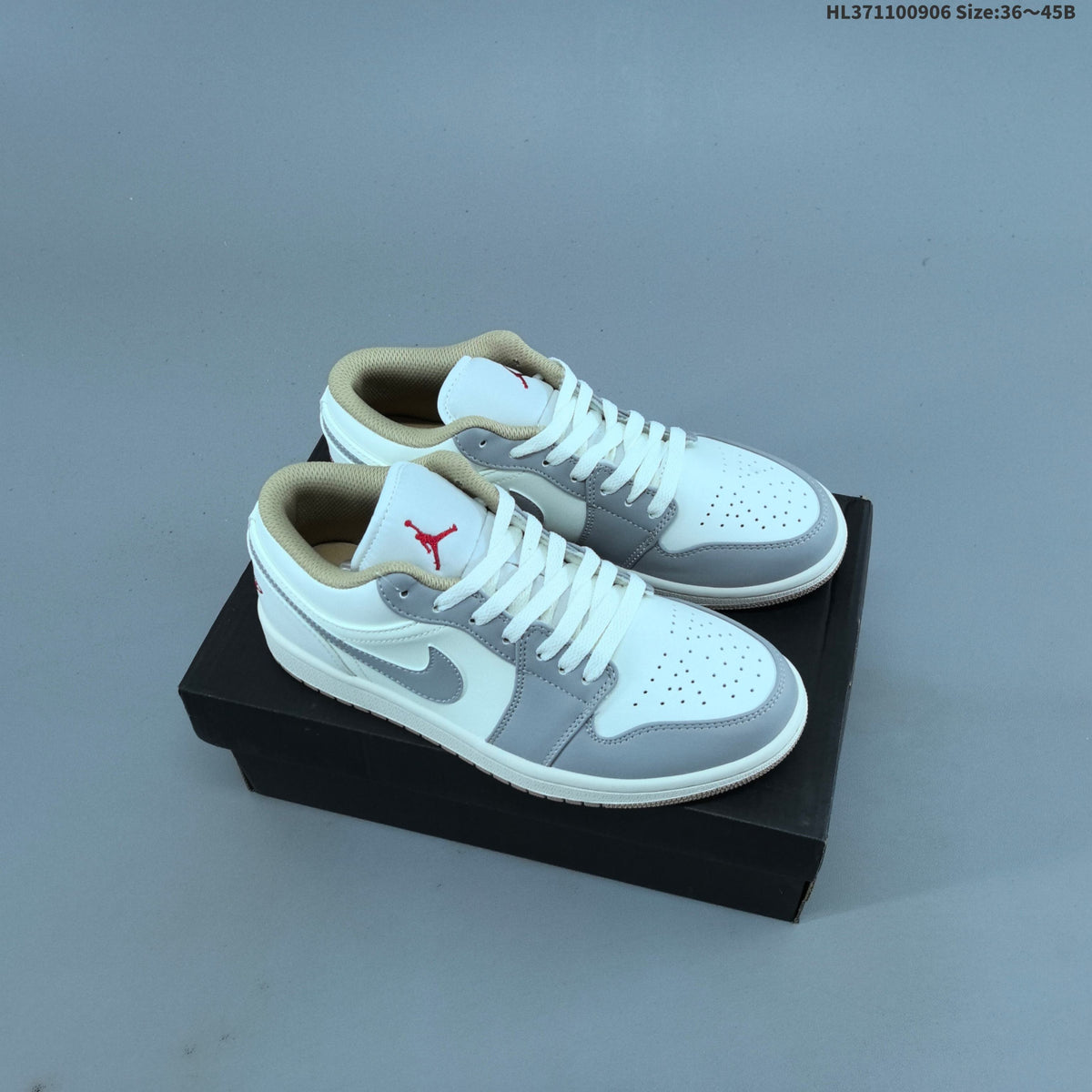 Sneakers, White and Color-Accent Styles - Nike Air Jordan 1 Low - product image from the listing.
