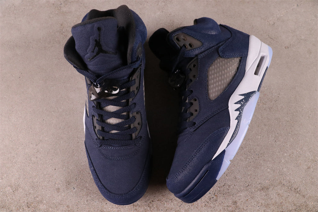 "Midnight Navy" Air Jordan 5 Retro - product image from the listing.