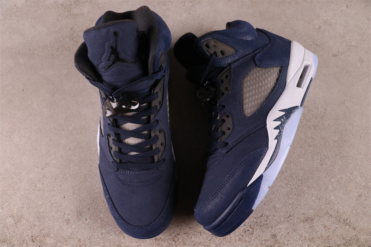 "Midnight Navy" Air Jordan 5 Retro - product image from the listing.