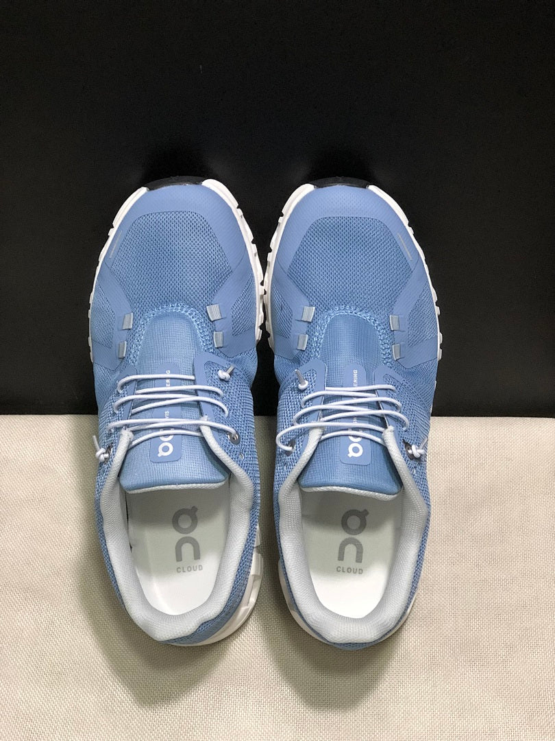 Light Blue On Cloud 6 Sneakers - product image from the listing.