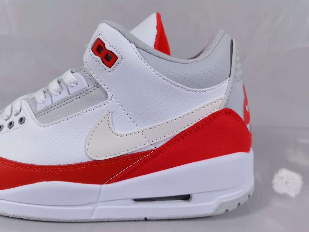 Air Jordan 3 Retro Sneakers in White Red - product image from the listing.