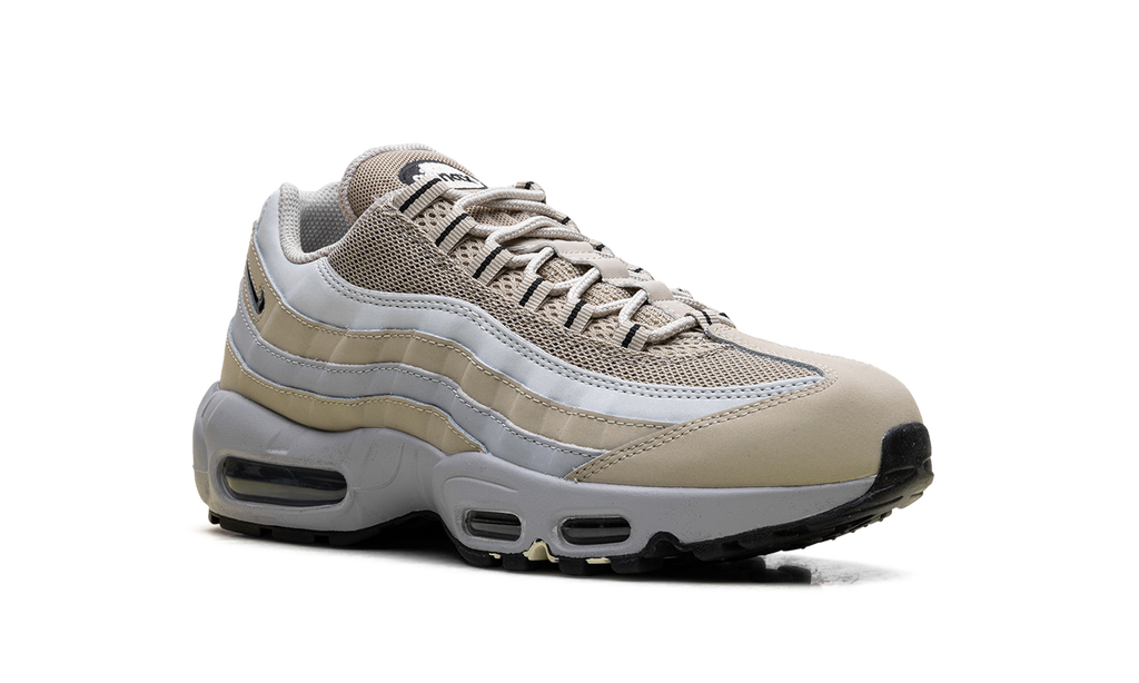 "Desert Khaki" Air Max 95 HV6062 200 - product image from the listing.