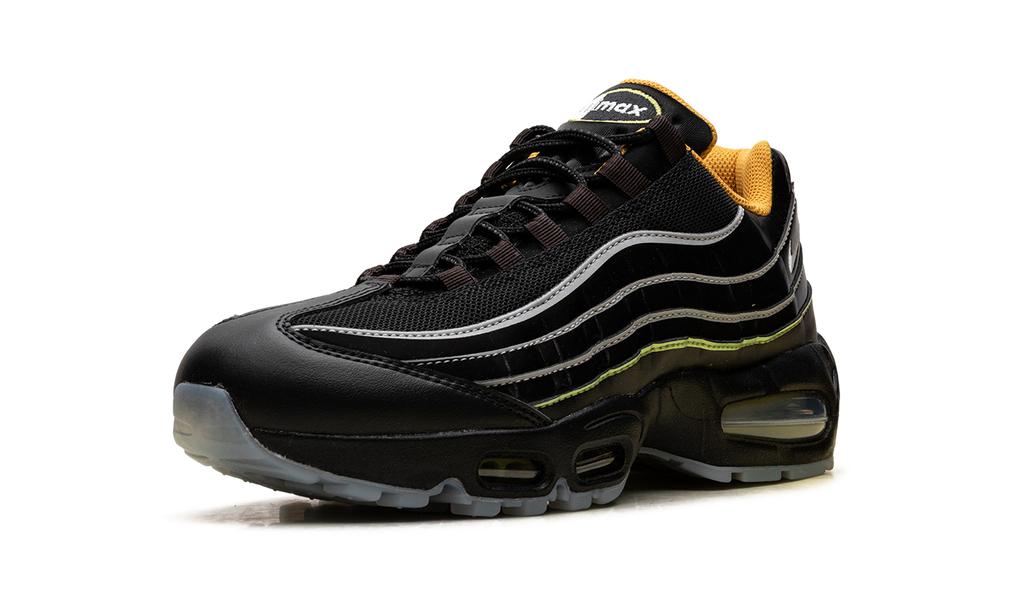 "Big Bubble Korea" Air Max 95 IR5901 010 - product image from the listing.