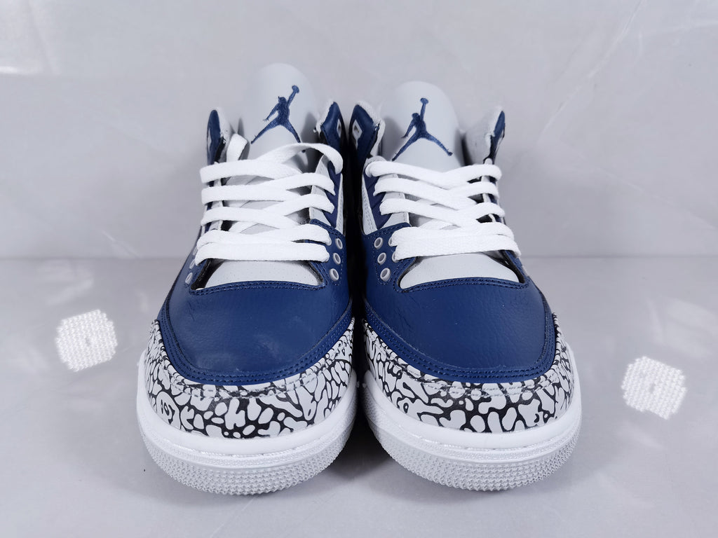 Air Jordan 3 Retro Sneakers Blue Grey - product image from the listing.