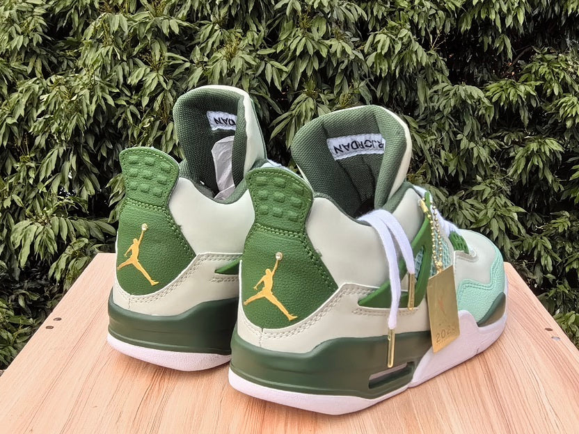"First Class" Air Jordan 4 for WNBA Athletes - product image from the listing.
