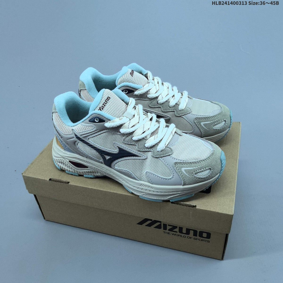 Mizuno Retro Sneakers for Running - product image from the listing.