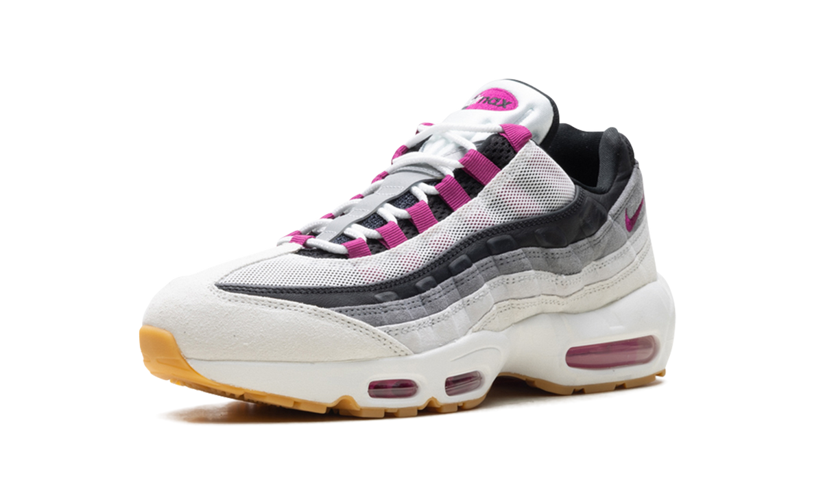 "Cactus Flower" SB Air Max 95 HF7545 100 - product image from the listing.