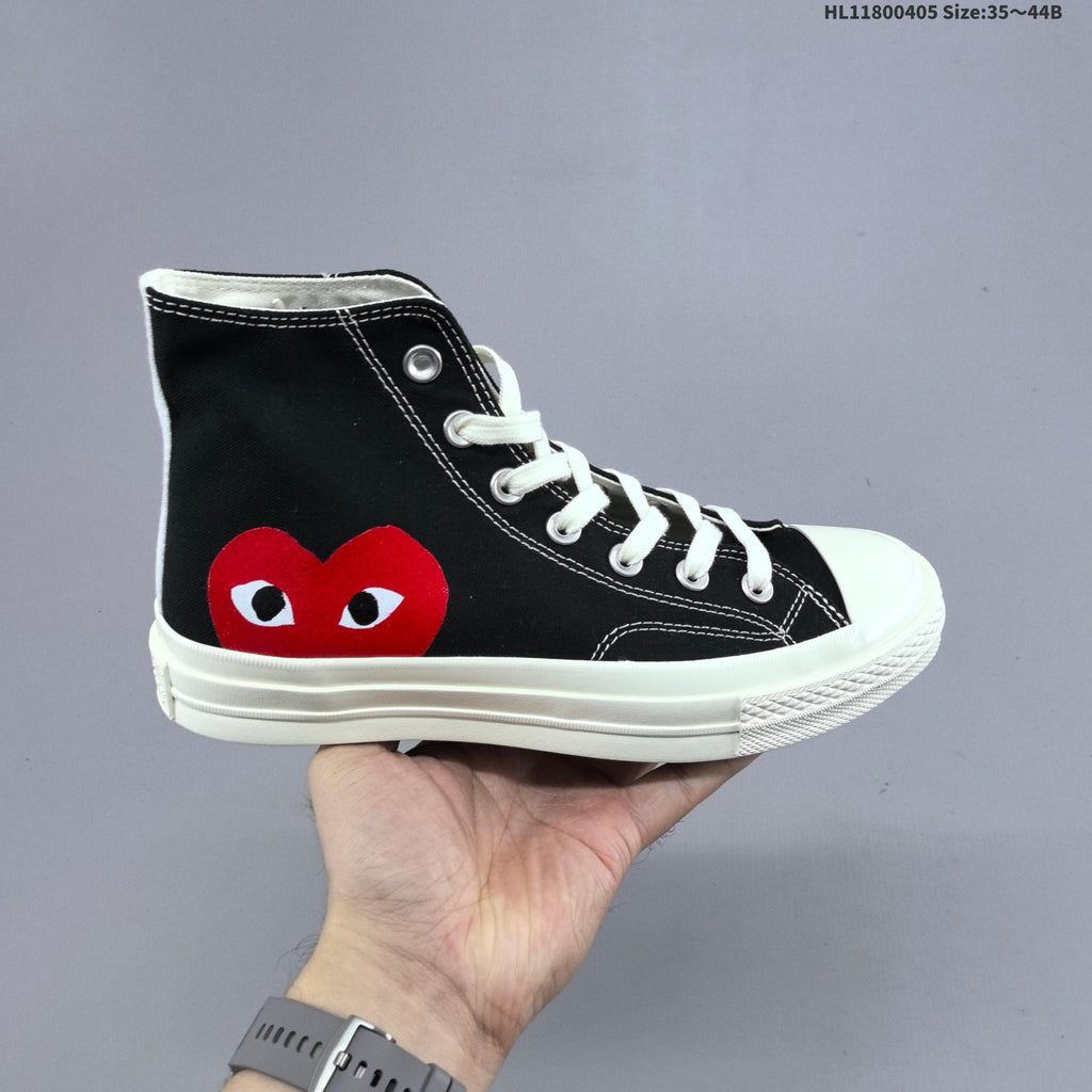 Comme des Garçons Play x Converse Chuck 1970S Trainers - product image from the listing.