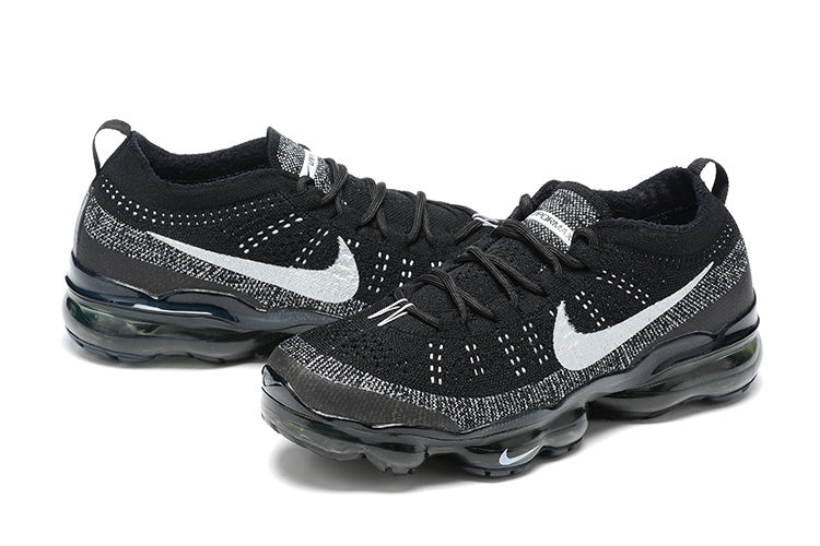 Nike Air VaporMax 2023 Flyknit Sneakers in Black DV1678-100 - product image from the listing.