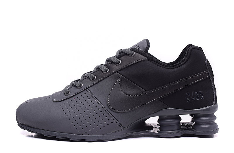 Nike Shox Deliver 809 Trainers - product image from the listing.