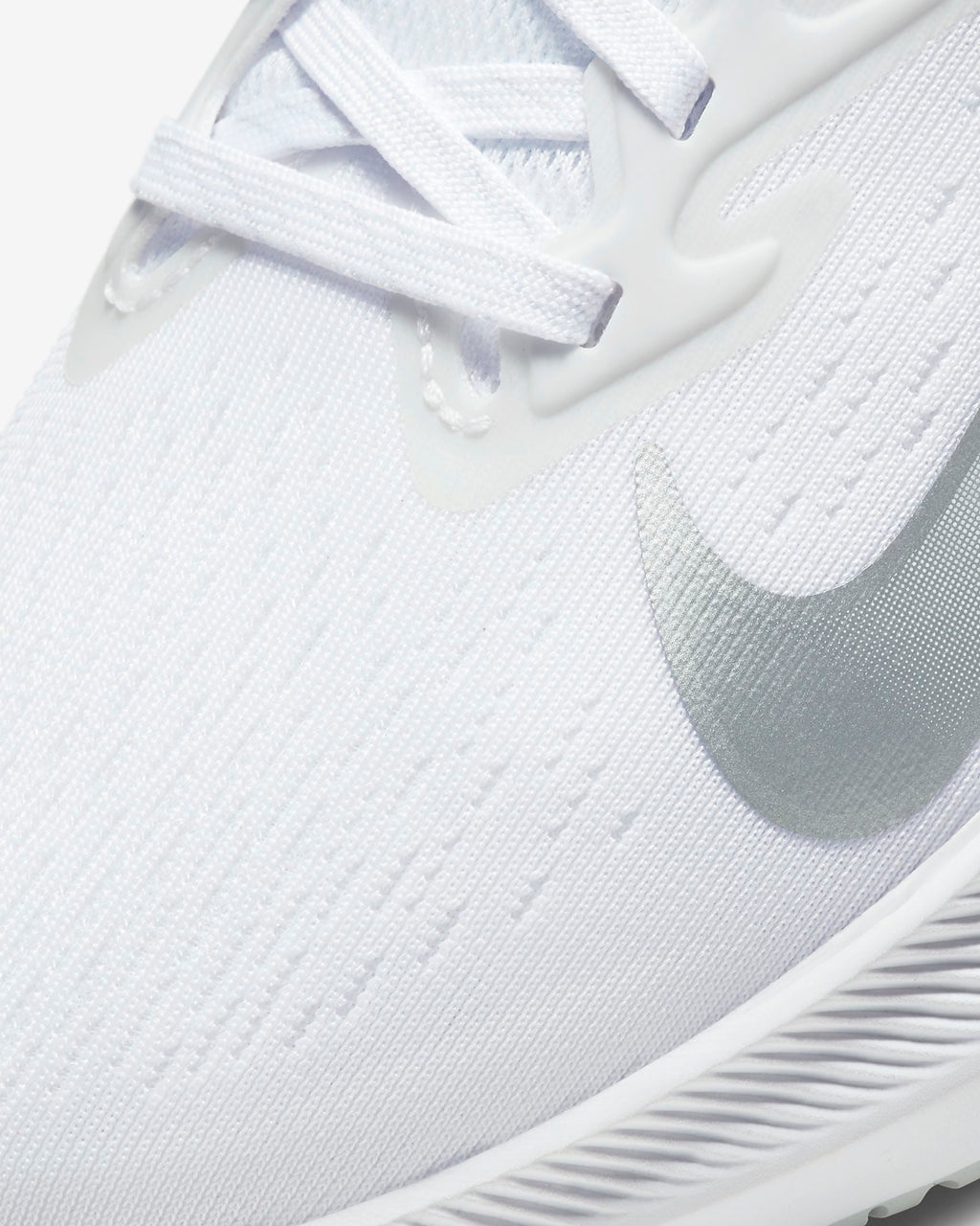 Nike Zoom Winflo 7 Running Shoes in White CJ0302-004 - product image from the listing.