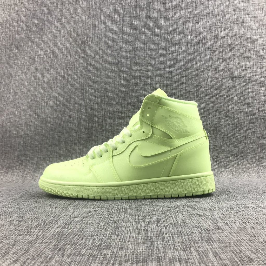 Air Jordan 1 Mid AH7389-700 Sneakers in Volt - product image from the listing.