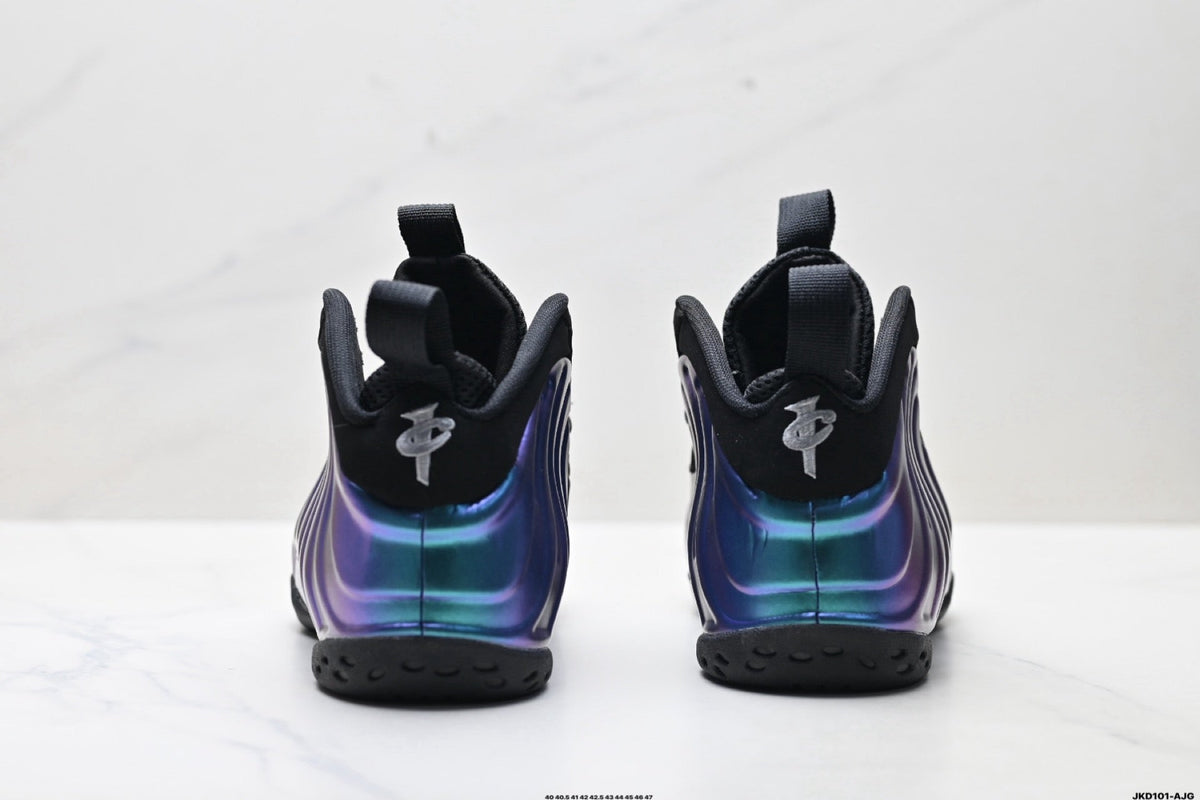 Nike Air Foamposite One Penny Hardaway Iridescent Trainers - product image from the listing.