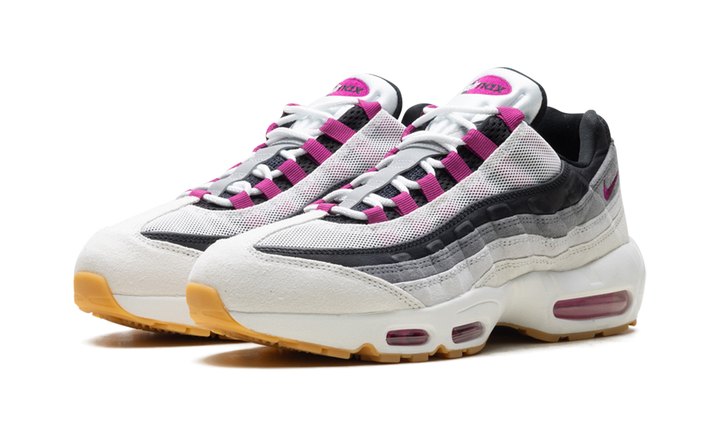 "Cactus Flower" SB Air Max 95 HF7545 100 - product image from the listing.