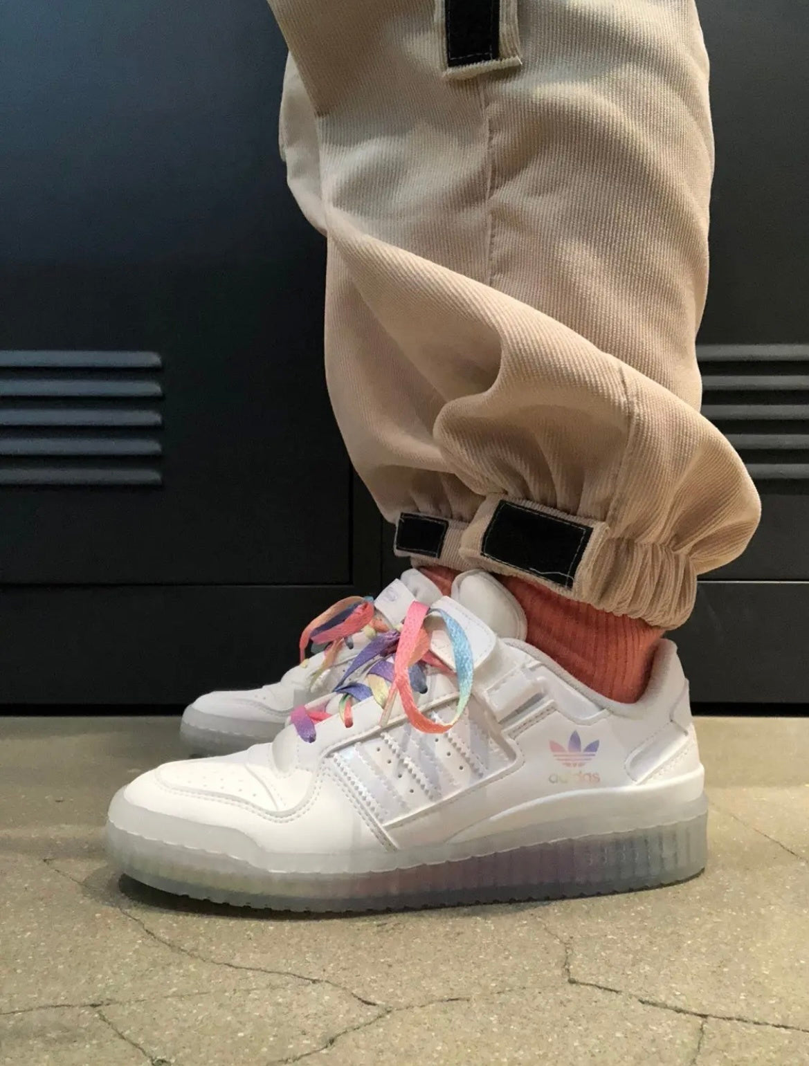 Adidas Originals Forum 84 Low White Rainbow Trainers GX2722 - product image from the listing.