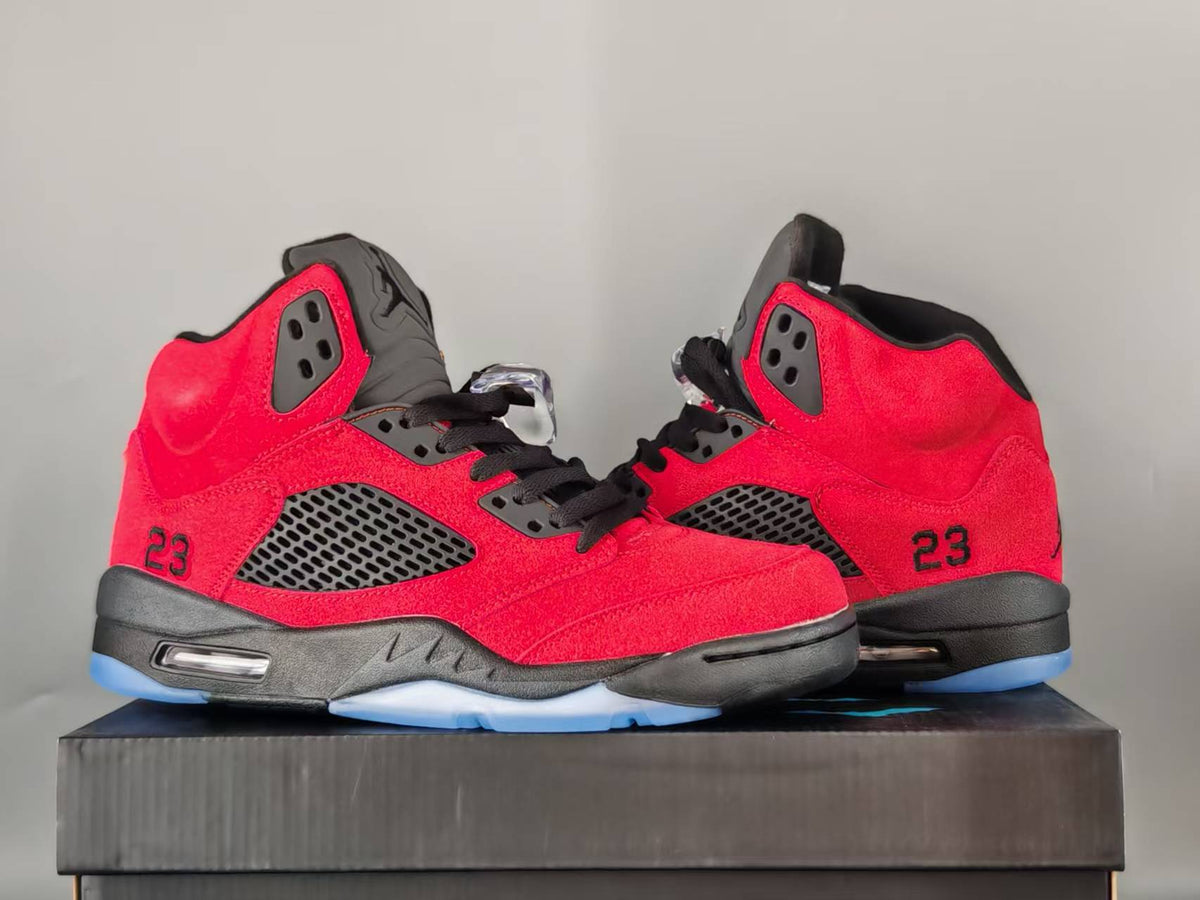 "Batman Beyond" Air Jordan 5 Retro Black/University Red Translucent Ice (IY4876-001) - product image from the listing.