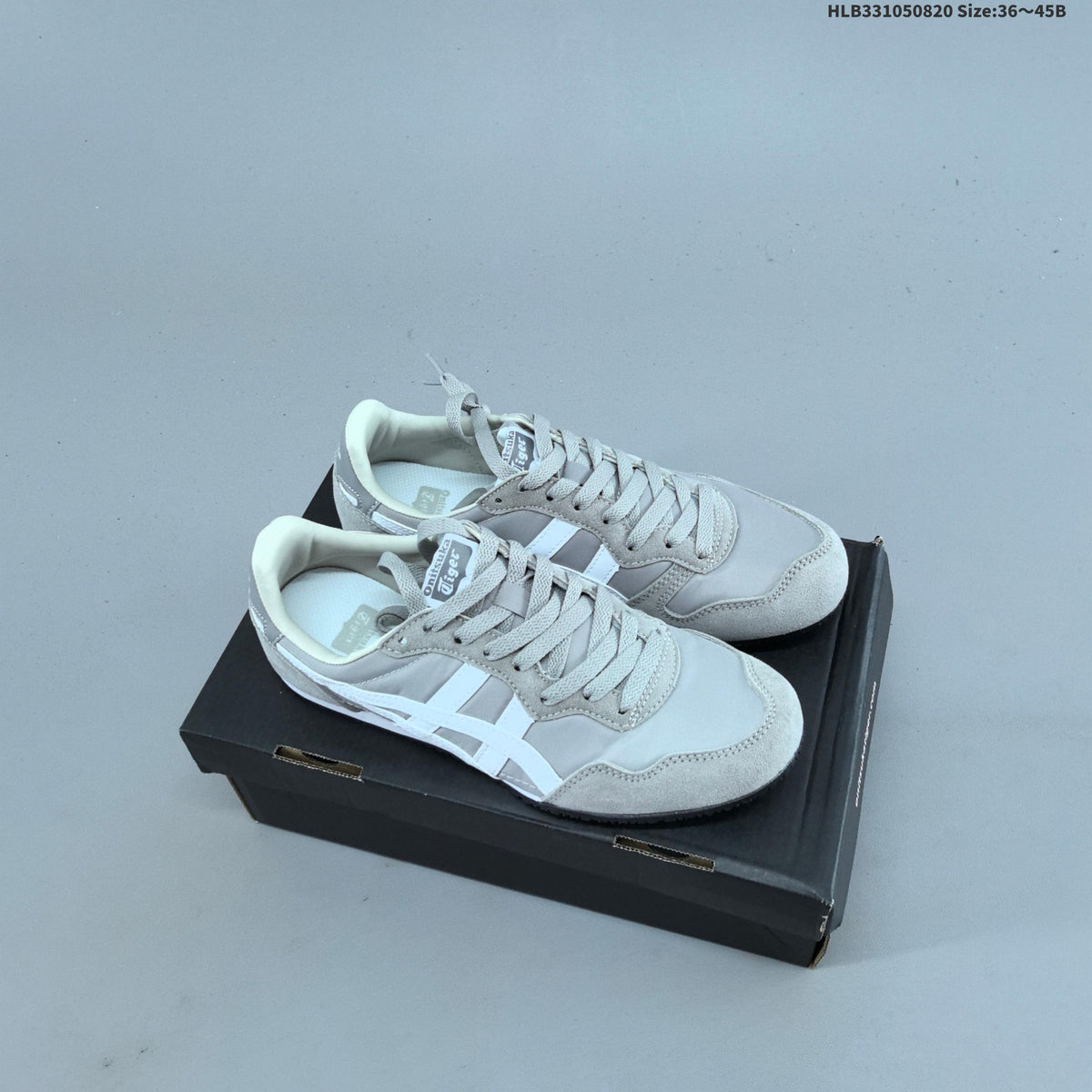 Onitsuka Tiger Serrano Unisex Casual Trainers - product image from the listing.