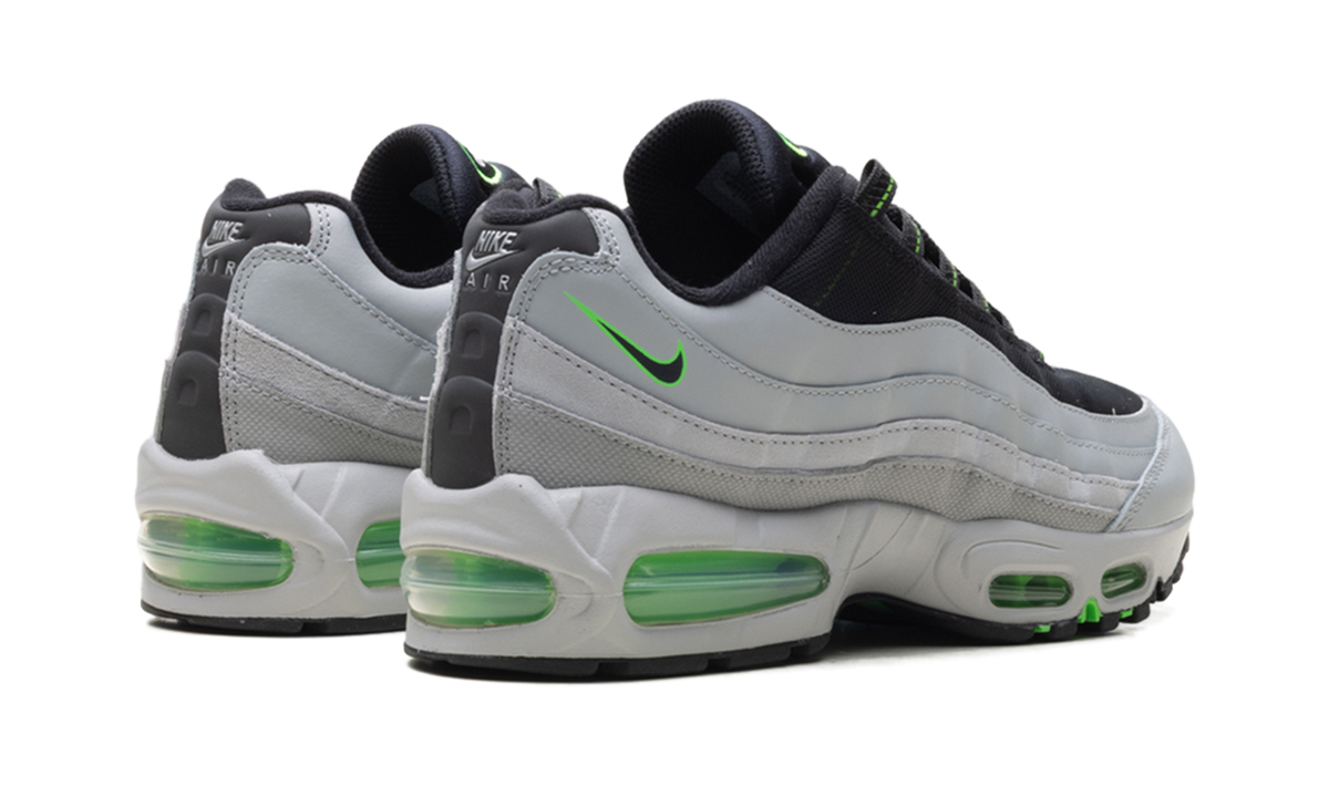 "Racing Pack - Green Strike" Air Max 95 IH1228 002 - product image from the listing.