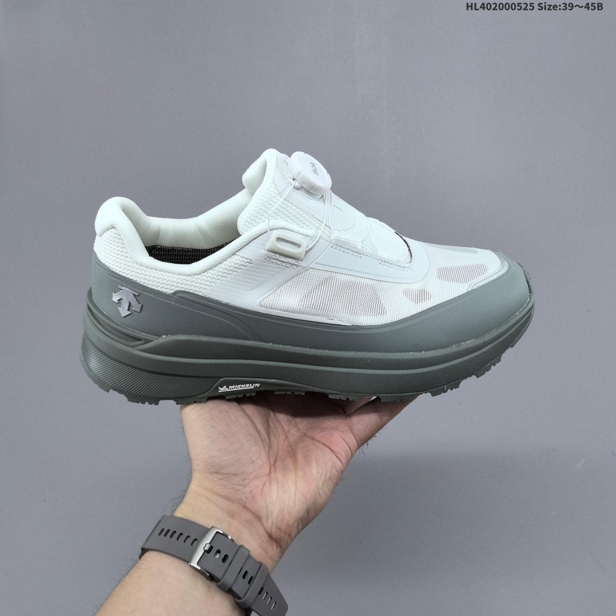 DESCENTE DUALIS PRIME WIRE 2.0 GORE-TEX Trail Footwear - product image from the listing.