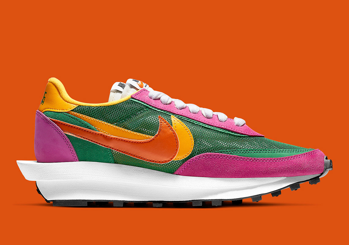 Nike LDV Waffle Sacai BV0073-301 Sneakers in Green Pink - product image from the listing.