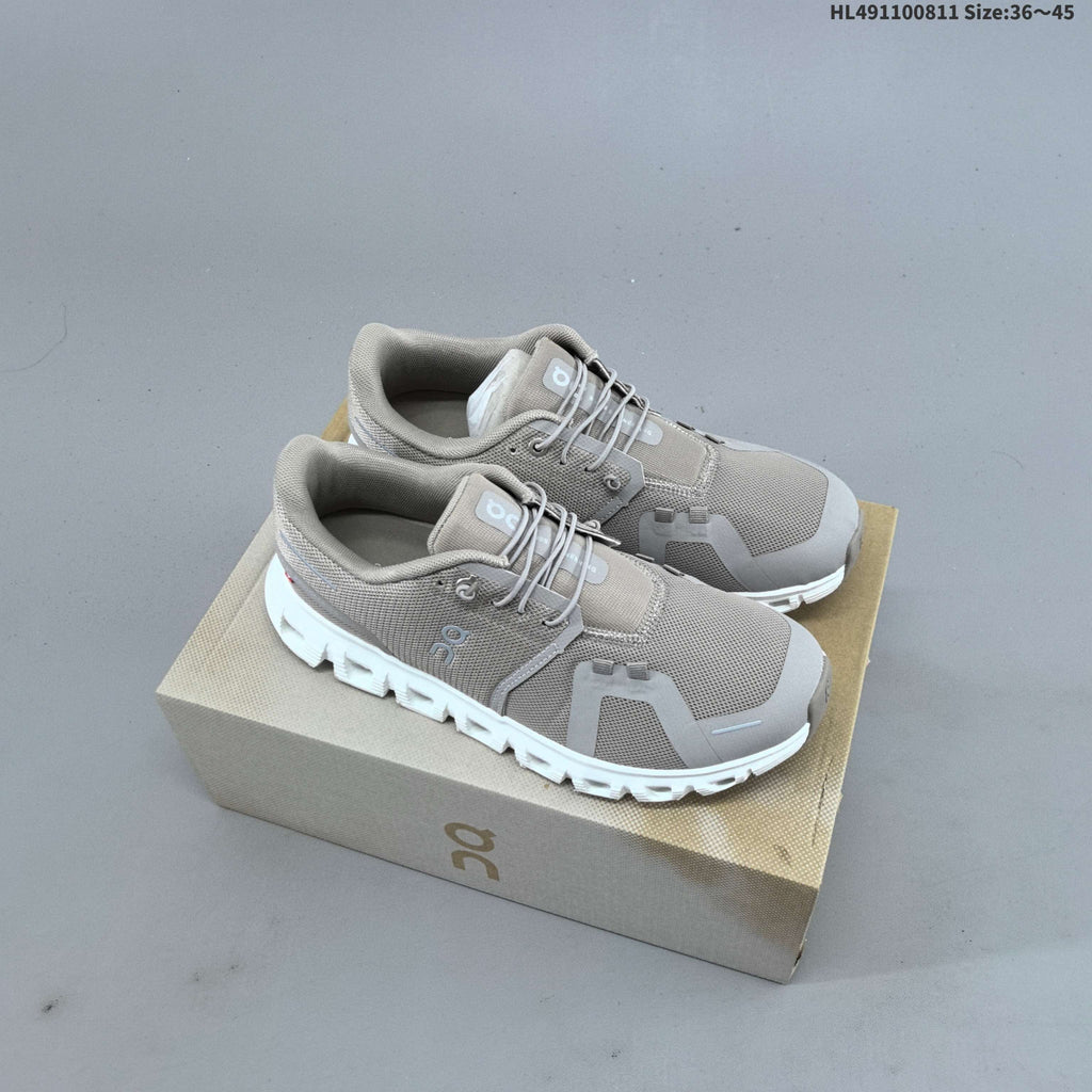 On Cloud 6 Shoes for Running, Multiple Colors - product image from the listing.