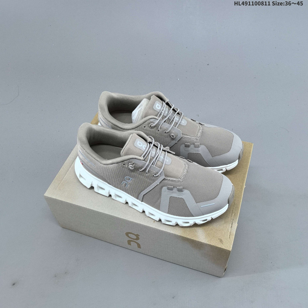 On Cloud 6 Shoes for Running, Multiple Colors - product image from the listing.