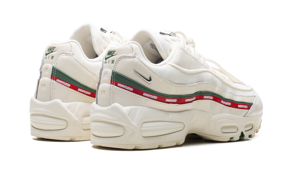 "UNDEFEATED - SAIL/ METALLICSILVER" AIR MAX 95 SP IB4453 100 - product image from the listing.