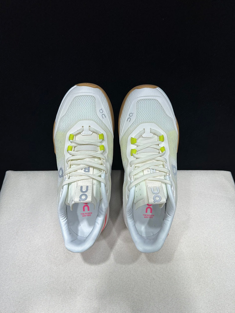 On THE ROGER Advantage Pro Tennis Shoes in White Beige Pink - product image from the listing.