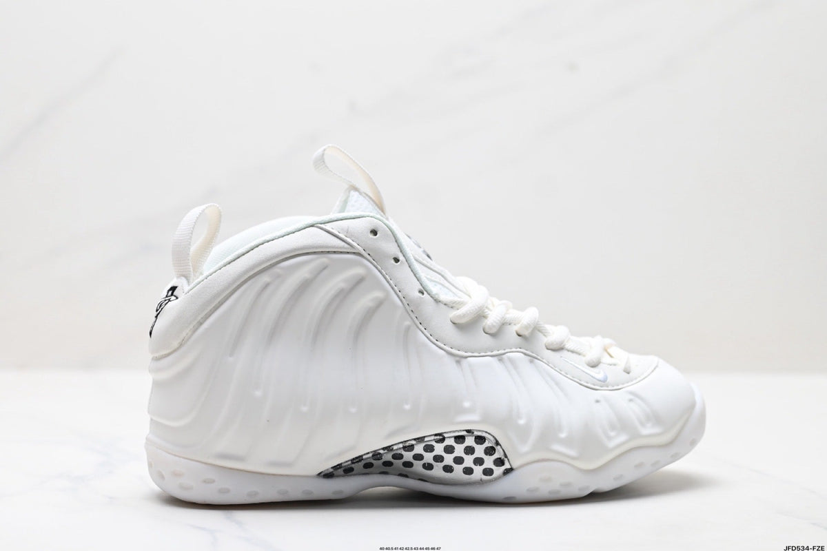 Nike Air Foamposite One Penny High-Top Sneakers in White - product image from the listing.