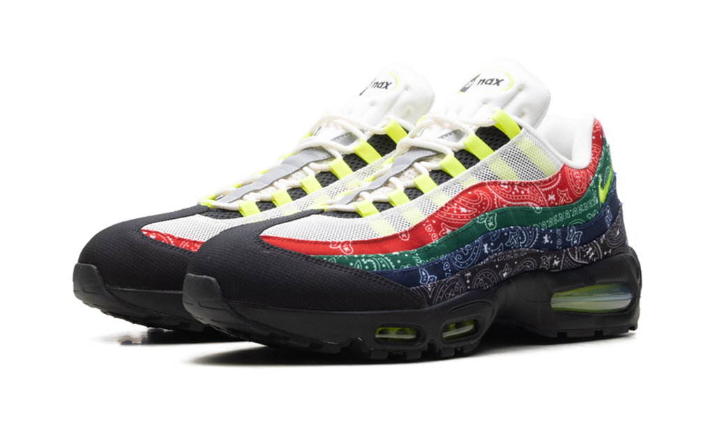 "Paisley Bandana" Air Max 95 IQ0620 100 - product image from the listing.