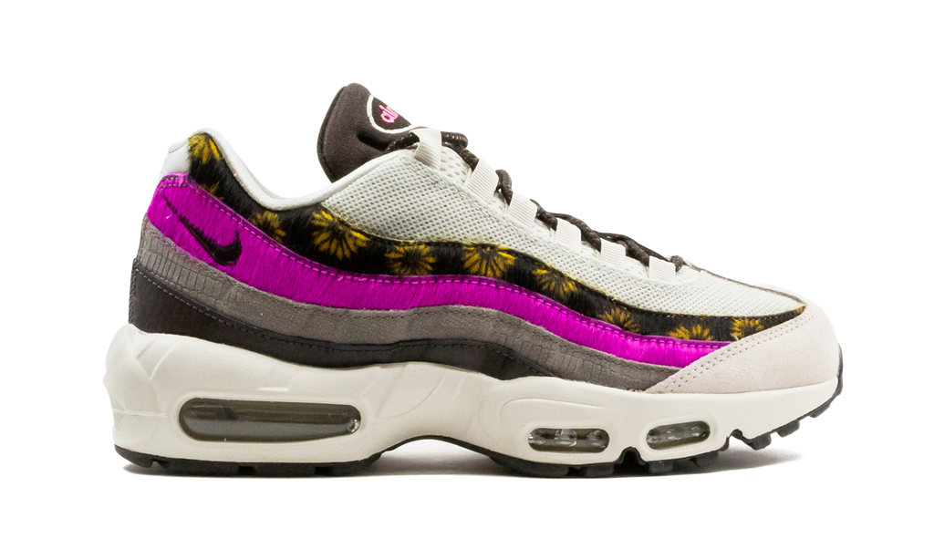 Women's AIR MAX 95 PREMIUM "Daisy Chain" CZ8102 001 - product image from the listing.