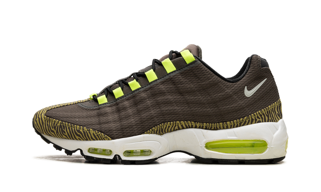 "Newsprint" Air Max 95 Premium 599425 001 - product image from the listing.