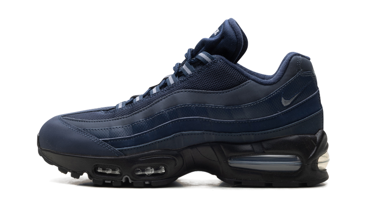 "Big Bubble Obsidian" Air Max 95 IM5987 451 - product image from the listing.