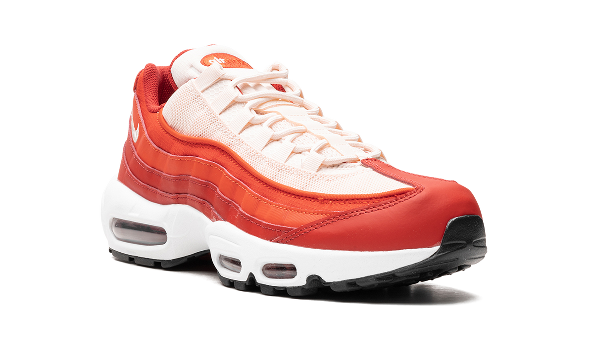 "Mystic Red" Nike Air Max 95 FN6866 642 - product image from the listing.