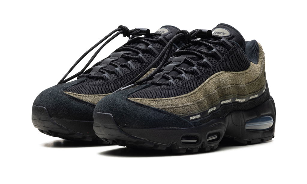 "Undefeated - Geo La Brea Medium Olive" Air Max 95 SP IB4523 200 - product image from the listing.