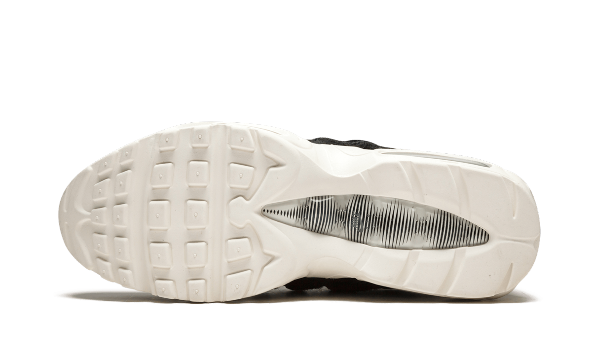 Women's AIR MAX 95 LX MNS "Black" AA1103 001 - product image from the listing.